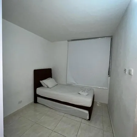 Apartamento Economico A 10 Minutos Del Aeropuerto Apartamento