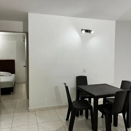 Apartamento Economico A 10 Minutos Del Aeropuerto